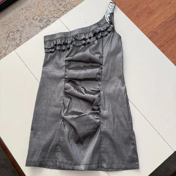 Granada Metallic Silver One-Shoulder Ruched Party Dress Rhinestone Strap Formal - Picture 2 of 6